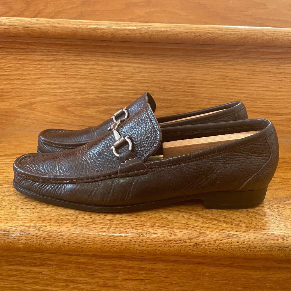 Ferragamo Brown pebbled  horsebit leather loafers SZ 8.5 Slip-on Dress Shoes